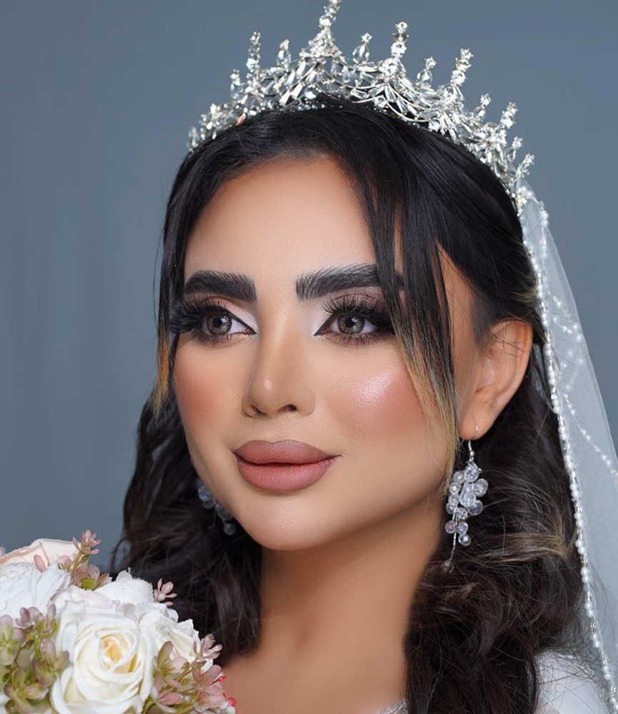 میکاپ شینیون هشتگرد